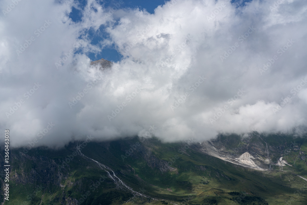 Fototapeta premium Grossglockner High Alpine Road, Austria in summer time - scenic drive