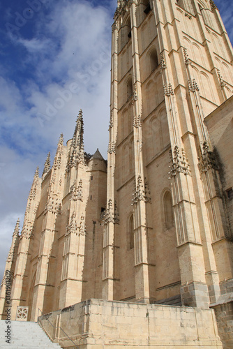 Obraz na płótnie gothic cathedral in segovia in spain w salonie
