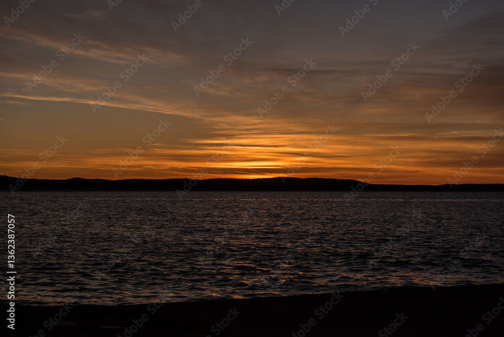 Naklejka premium SUNSET - A beautiful evening on the seaside