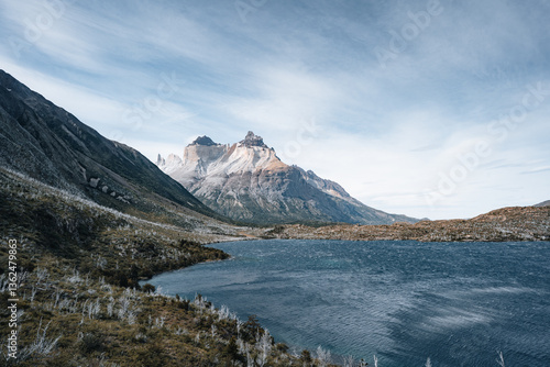 W treking in torres del paine - lake in the mountains