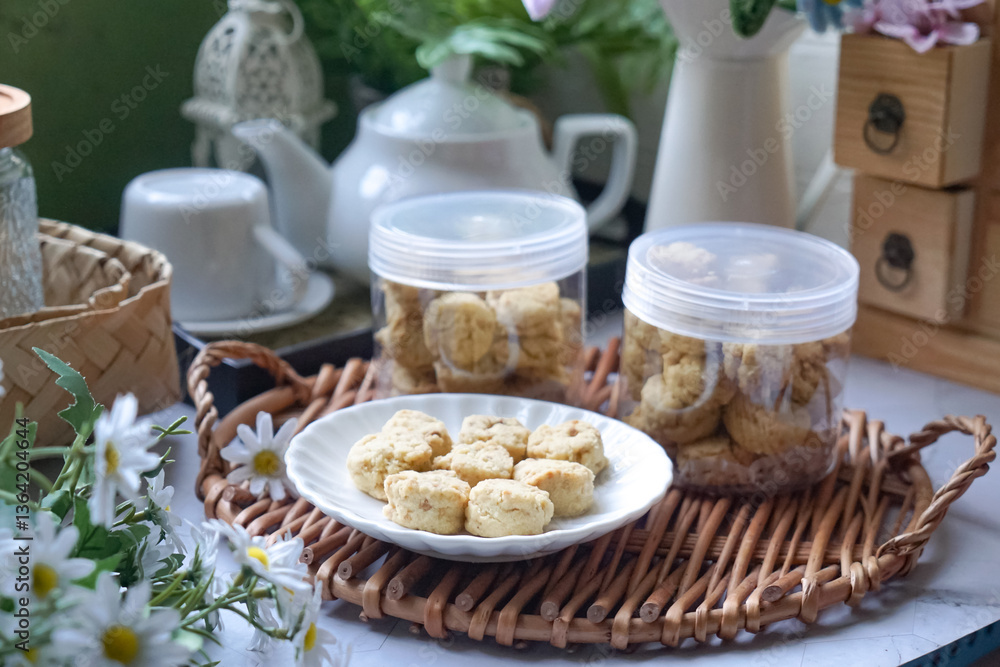 Almond Sugee Cookies are rich, buttery, with a nutty almond flavor, a popular kuih during Hari Raya Almond Sugee Cookies are rich, buttery, with a nutty almond flavor, a popular kuih during Hari Raya