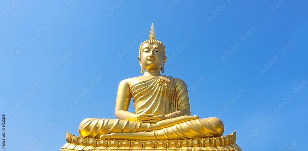 Golden buddha statue