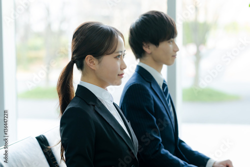 就職活動する学生【撮影協力:スカパー東京メディアセンター】	
