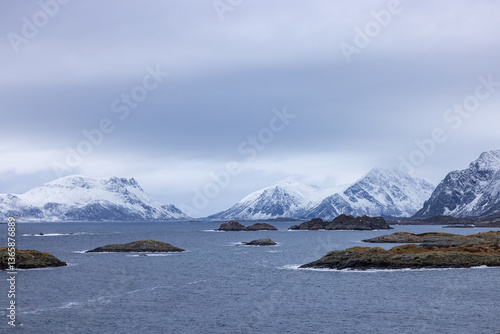 Wallpaper Mural Inselkette der Lofoten, Norwegen, im Winter, Panorama Torontodigital.ca