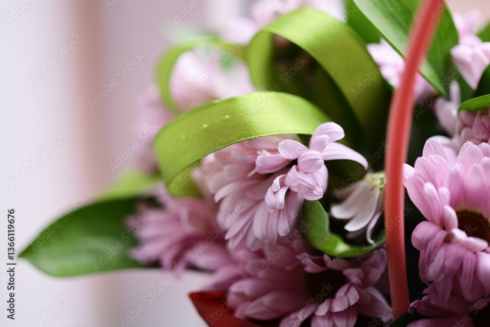 Fototapeta premium A close-up shot of a beautiful bouquet of flowers, perfect for use in decorative or editorial content.