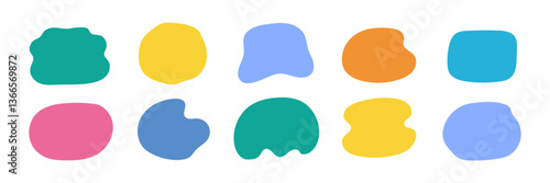 Organic shape liquid form set. Round organic blob curve bubble abstract shape frame. Doodle abstract liquid blob, wavy fluid different form. Soft round oval pattern background. Vector illustration