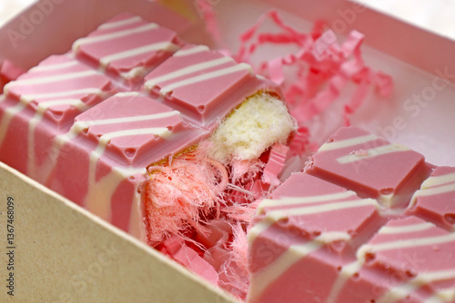 Trendy pink Angel Hair Chocolate bar with Turkish pishmaniye cotton candy filling close up