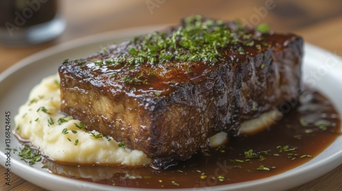 Juicy Braised Beef Short Rib with Creamy Mashed Potatoes and Rich Gravy