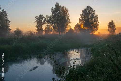 Fotografie misty morning on the river