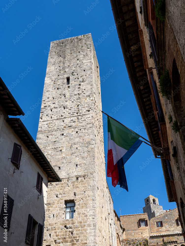 Obraz premium Amazing view of the towers and the buildings of the wonderful village of San Gimignano. A Unesco World Heritage. Tuscany, Italy