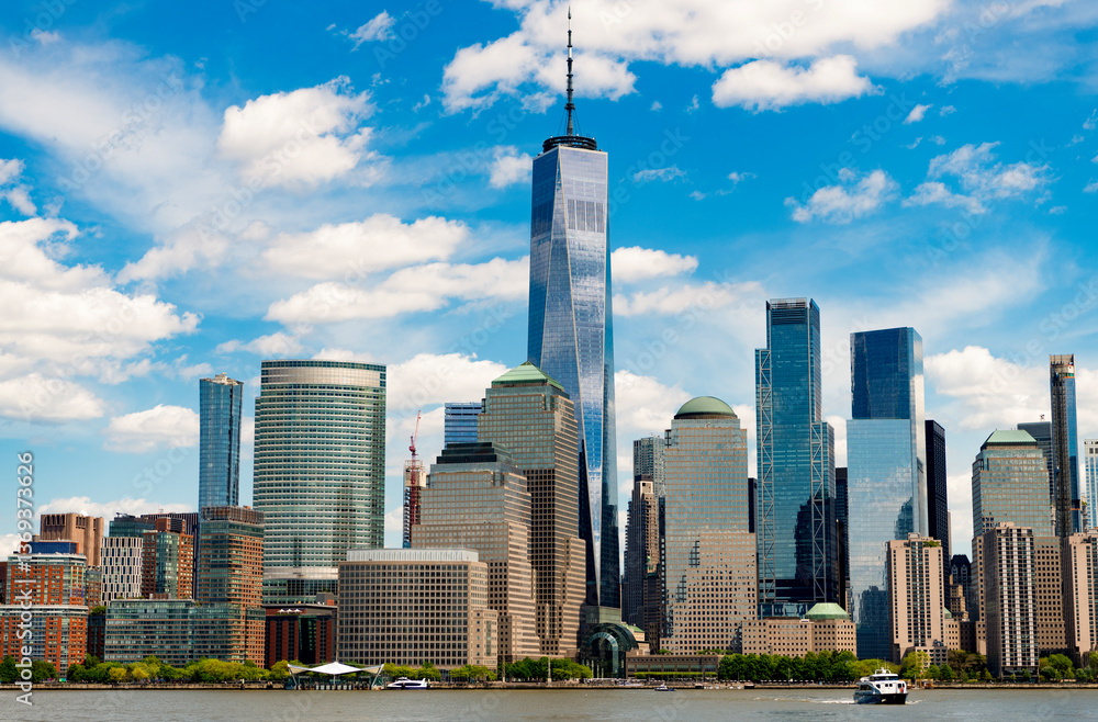Obraz premium New York, United States. New york Manhattal skyline financial district. Manhattan's beautiful skyline, New York, United States. Panorama view of New York city skyline in Midtown Manhattan. USA NYC