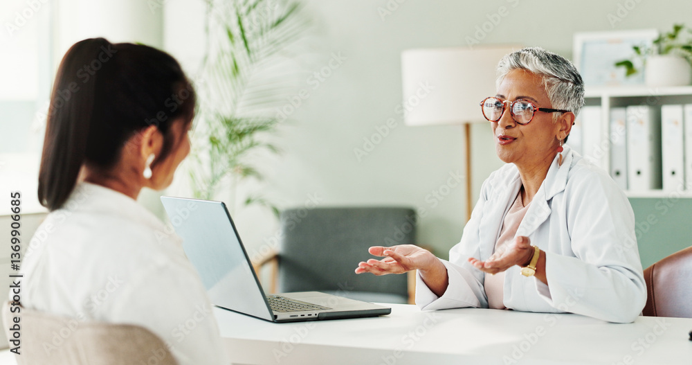 Obraz premium Appointment, laptop or medical with doctor and patient in office of hospital for consulting. Computer, feedback or healthcare with mature medicine professional and woman in clinic for treatment