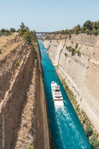 Obraz na plátně The Corinth Canal in Greece with a ship passing through
