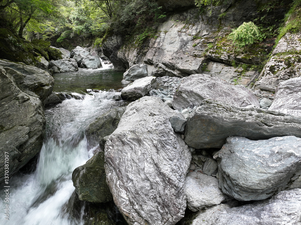 愛媛県西条市 三碧峡の風景