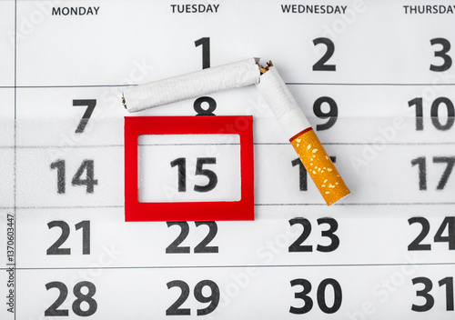 Obraz na płótnie Broken Cigarette and Calendar w salonie