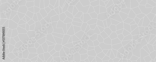 The Connection Between Glass Fractures and the Natural Patterns in Geodes and Crystals

