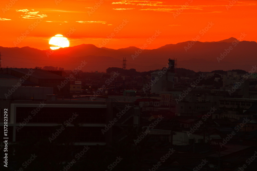 Fototapeta premium 日和山展望台から朝日を望む（新潟県）