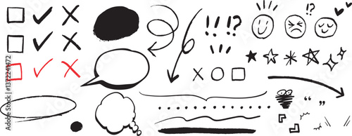 手描きの吹き出しや漫画記号のあしらい素材セット