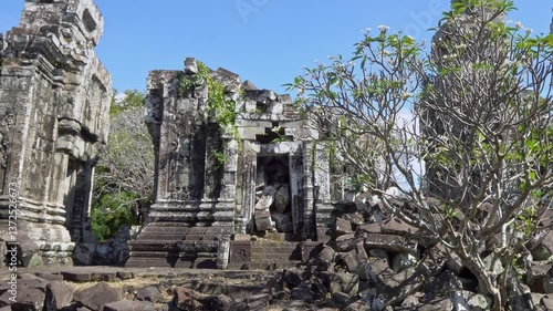 Wallpaper Mural Angkor Wat, A remarkably tall building set against dense jungle backdrop Torontodigital.ca