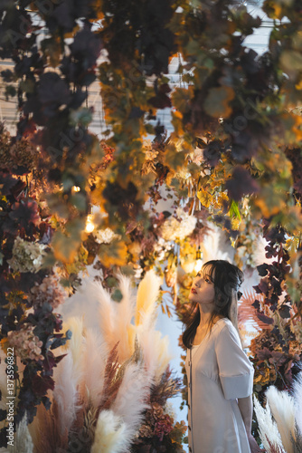 Wallpaper Mural 花に囲まれた女性 Torontodigital.ca