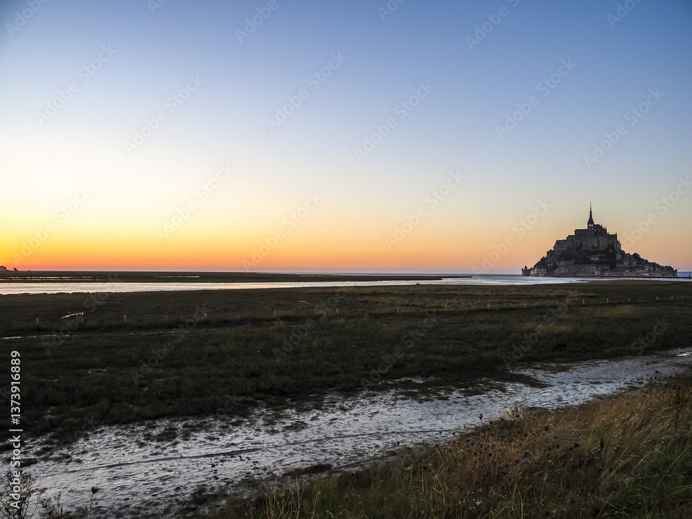 Fototapeta premium Mont Saint-Michel, Normandie, Frankreich, Europa