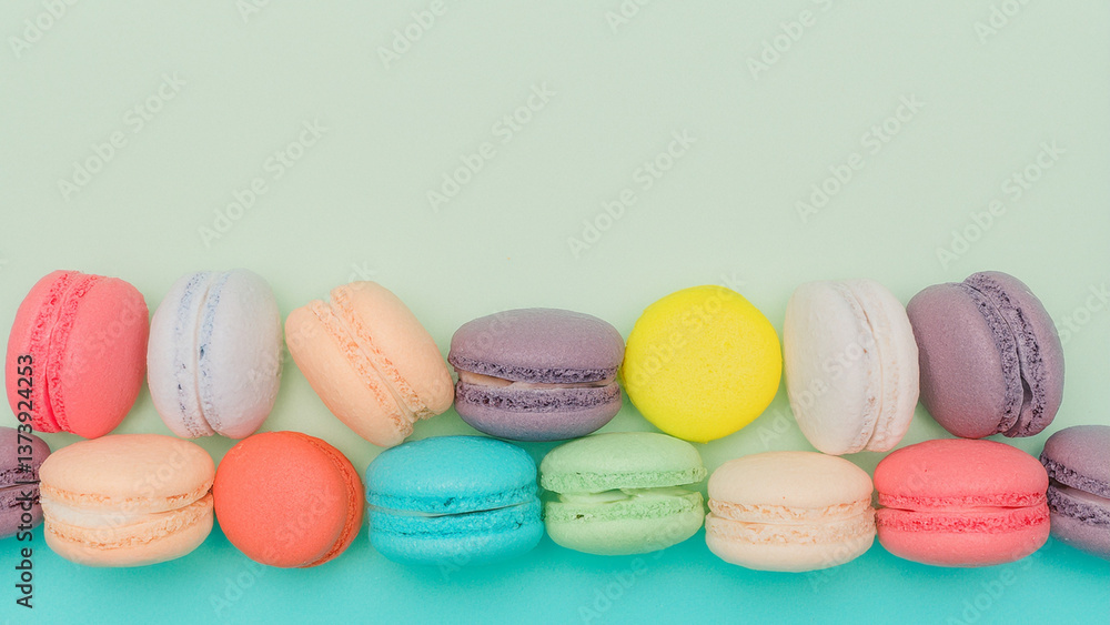 Obraz premium カラフルで素敵なマカロン