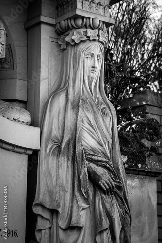Friedhof Skulptur