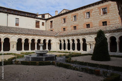 Obraz na płótnie royal monastery (santa maria la real de las huelgas) near burgos in spain w salonie