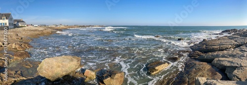 Obraz na płótnie la promenade au long de la côte à Lesconil en Bretagne Cornouaille Finistère France w salonie