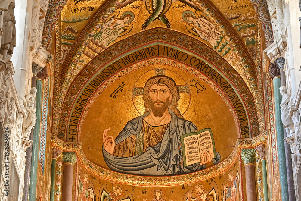 Cefalù, il Duomo o basilica cattedrale della Trasfigurazione, Palermo, Sicilia