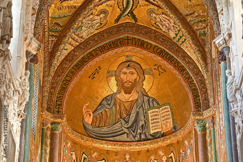 Obraz na płótnie
Cefalù, il Duomo o basilica cattedrale della Trasfigurazione, Palermo, Sicilia w salonie