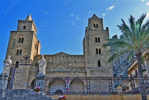 	
Cefalù, il Duomo o basilica cattedrale della Trasfigurazione, Palermo, Sicilia