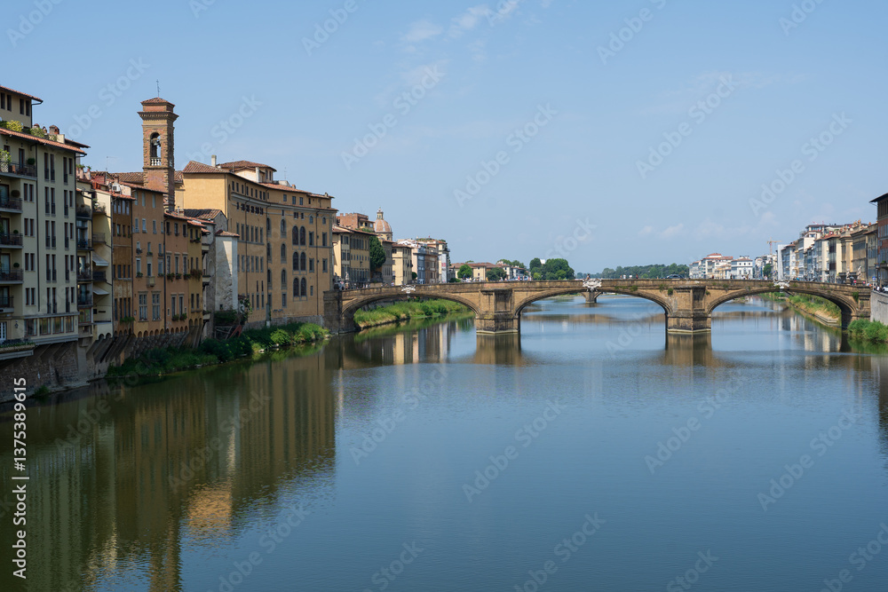 Obraz premium Ponte Vecchio Bridge, Florence - Iconic Italian Landmark