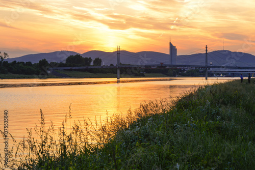Wien, Millenniumstower, Neue Donau, Österreich