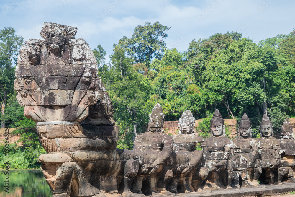 Fototapeta premium Bayon Temple, Angkor Wat, ancient temples, Khmer civilization, Cambodia