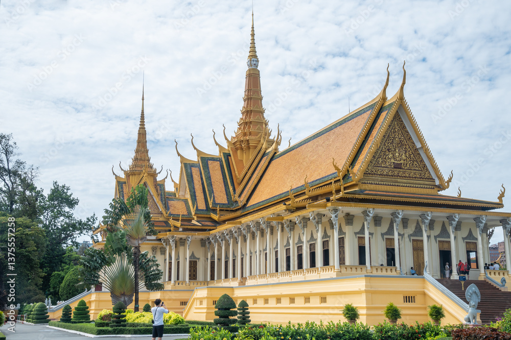 Phnom Penh, Royal Palace building that features a gold roof on top Phnom Penh, Royal Palace building that features a gold roof on top