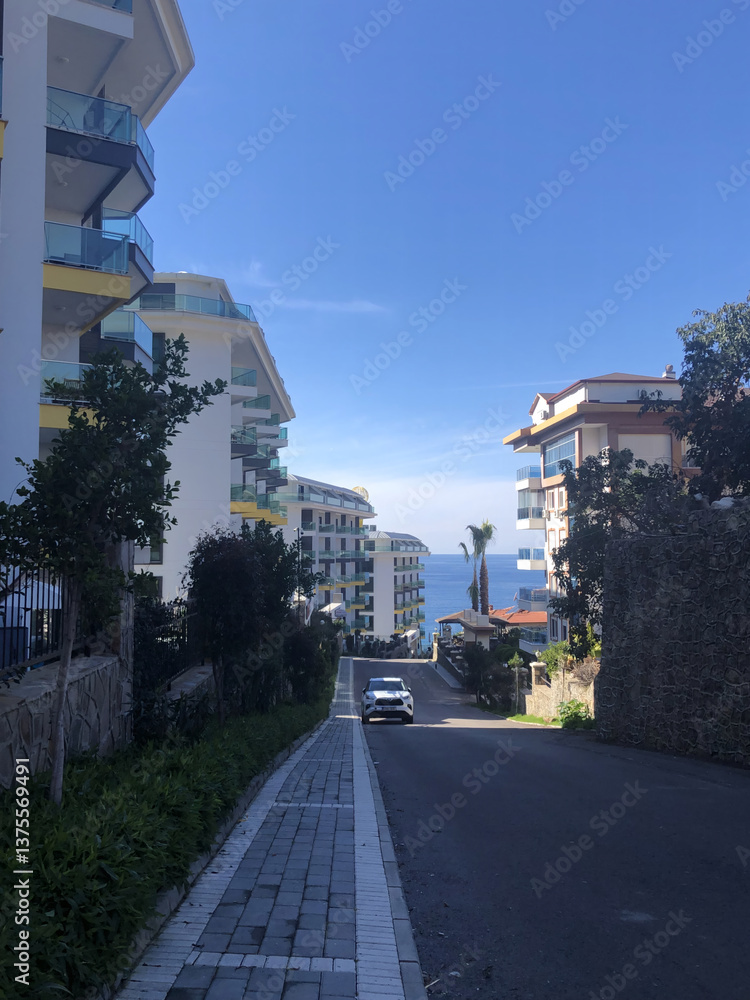 Slow life, life by the sea, quiet respectable suburbs, luxury houses Slow life, life by the sea, quiet respectable suburbs, luxury houses