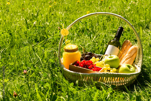 Wicker basket with tasty fo...