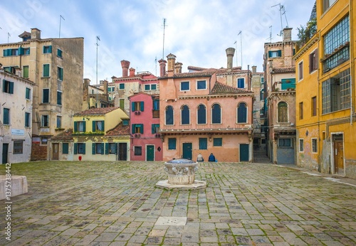 Obraz na płótnie Venice, Italy - The city on the sea, with the most characteristic places and touristic attractions in the world. Here in particular a landmark view. w salonie
