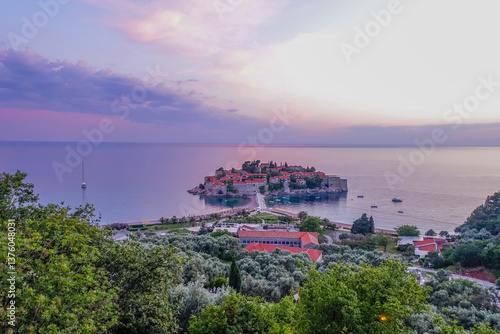 Obraz na płótnie Luxus Tourismus Ressort, Halbinsel Sveti Stefan, Montenegro, Sve w salonie