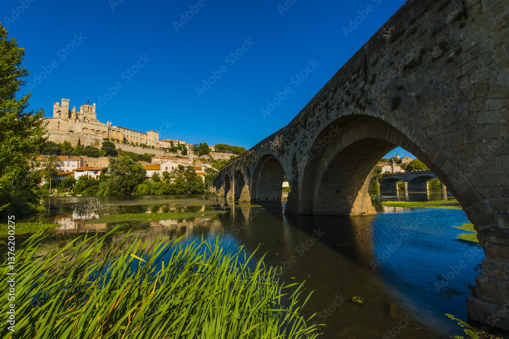 Sankt Nazaire Kathedrale, Pont Vieux, Beziers, Frankreich, Langu