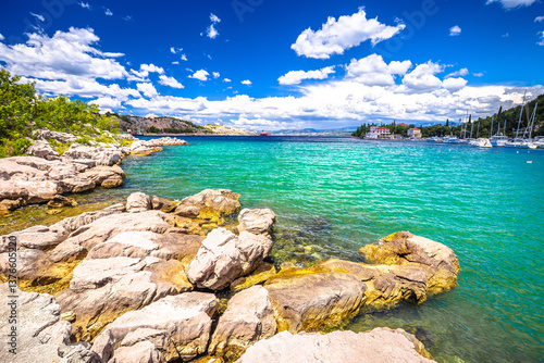 Obraz na płótnie Croatia. Island of Krk stone beach in Omisalj view w salonie