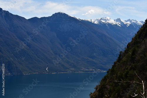 Blick zum Gardasee von oben