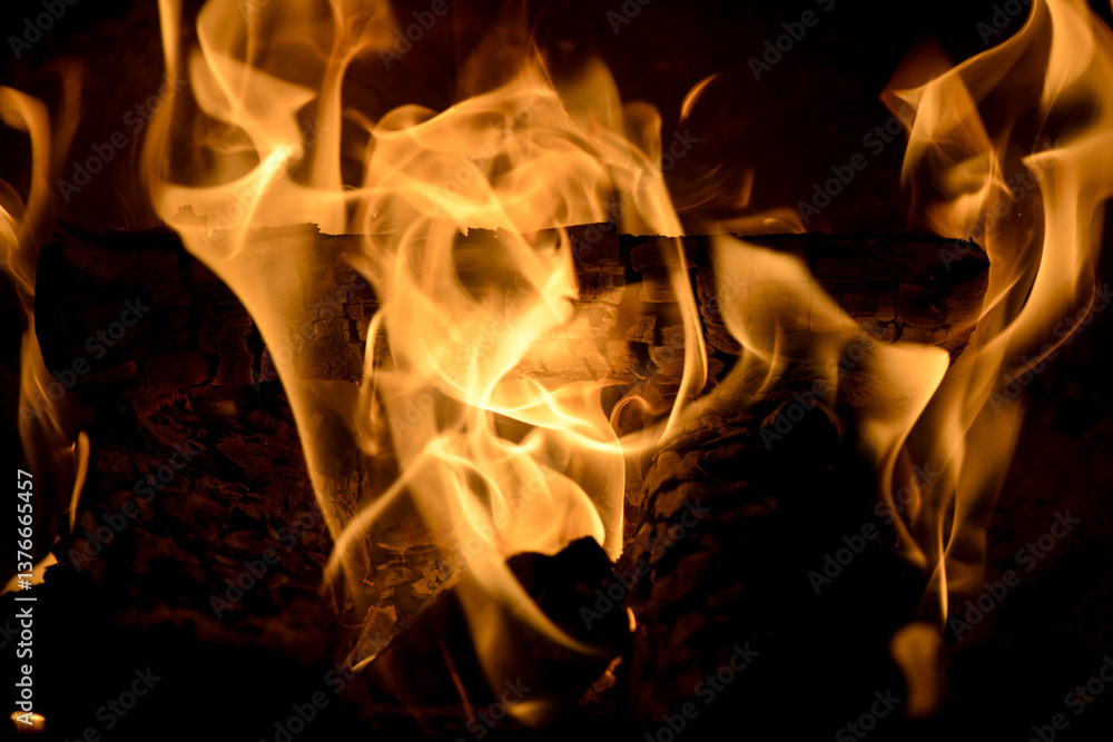 Feuer im Kamin, Ofen