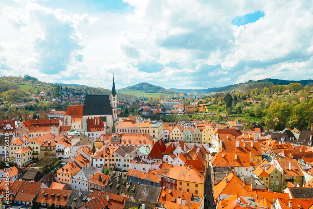 Obraz premium Panorama cityscape of CK town (Český Krumlov, Cesky Krumlov), Czech Republic, Europe, shot in May springtime