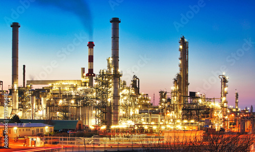 Industrial view, oil refining equipment, oil and gas refineries, oil and gas refineries, tubing plants and tank fields.