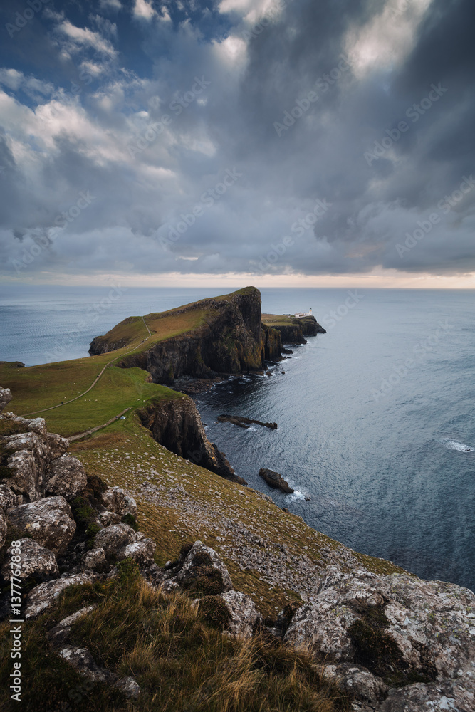 The Isle of Skye’s autumn landscapes blend golden moors, misty peaks, and rugged coastlines. A land of dramatic beauty, where nature’s wild spirit thrives.