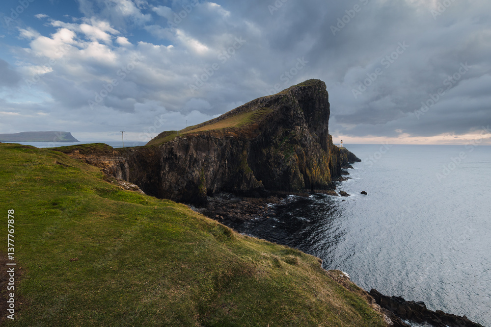 The Isle of Skye’s autumn landscapes blend golden moors, misty peaks, and rugged coastlines. A land of dramatic beauty, where nature’s wild spirit thrives.