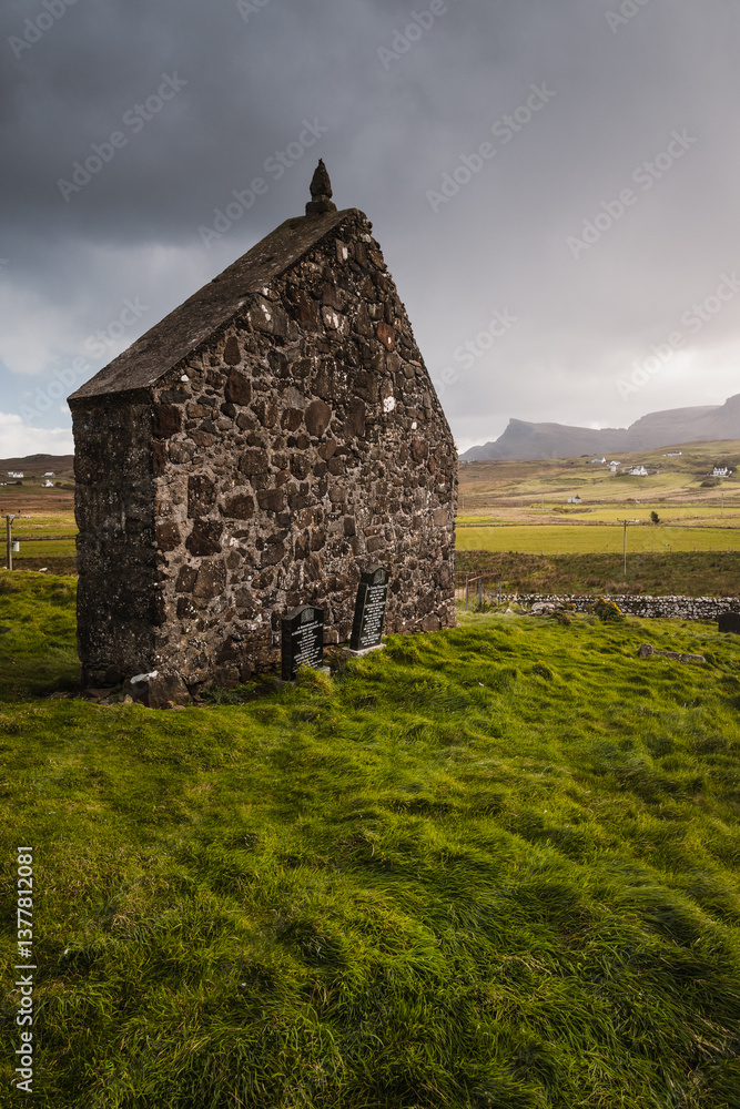 The Isle of Skye’s autumn landscapes blend golden moors, misty peaks, and rugged coastlines. A land of dramatic beauty, where nature’s wild spirit thrives.