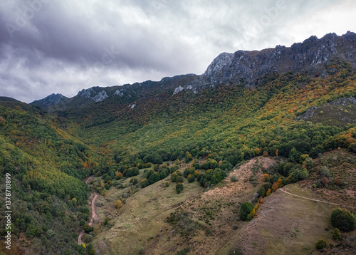 Magnificent mountain scenery at dawn